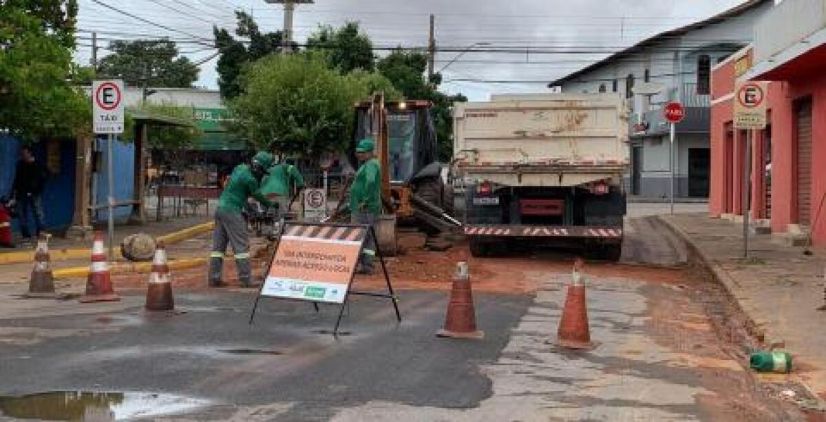 Folha do Estado Novo rompimento de adutora deixa dez bairros sem água