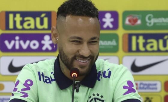 Neymar defende Fernando Diniz na seleção brasileira