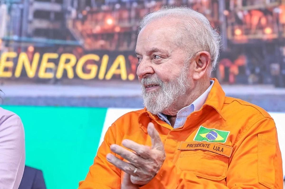 “Presidente Lula flerta com o desastre”, avalia Estadão