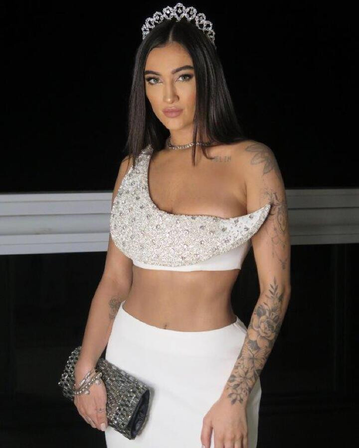 VOGUE