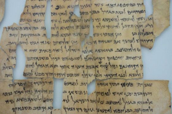 Pergaminhos do Mar Morto podem ser muito mais antigas do que dizem as datas - (crédito: Ken & Nyetta (CC BY-SA)/World History Encyclopedia)