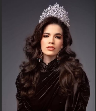 Brasileira Maria Gabriela Lacerda, eleita Miss Universe Brasil 2025 