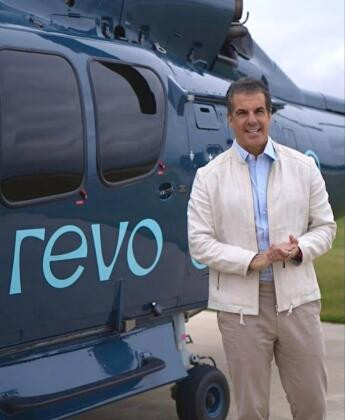 Empresário e apresentador Álvaro Garnero