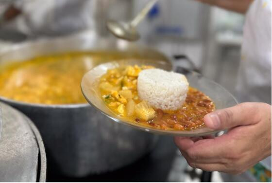 alimentação escola Cuiabá.jpeg